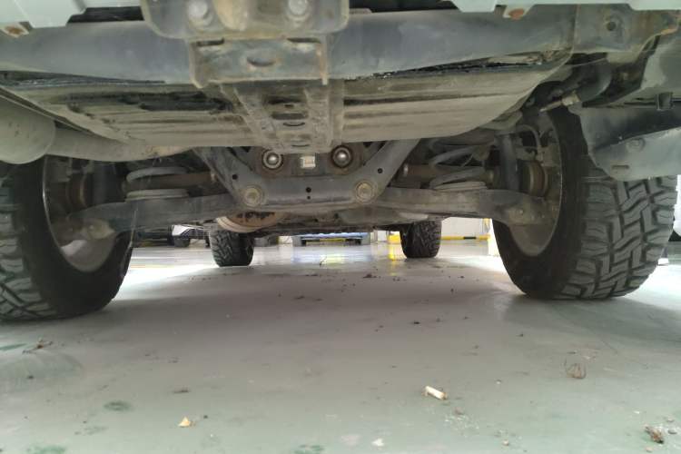 Used Mitsubishi Pajero 2016 3.0L Automatic Luxury Version China V Standard Chassis Rear