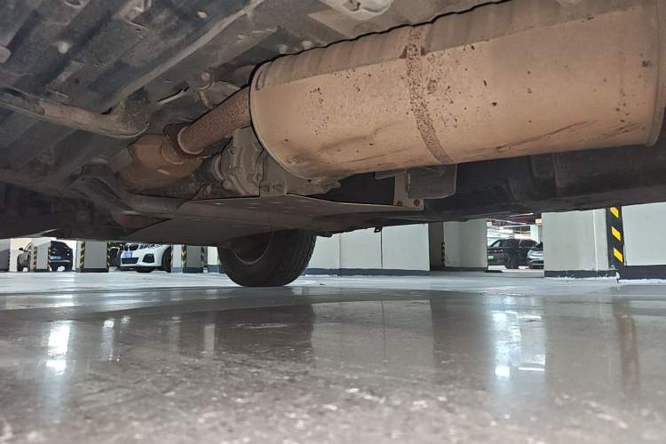 Used Mitsubishi Pajero 2016 3.0L Automatic Prestige Version China V Standard Chassis Rear Left