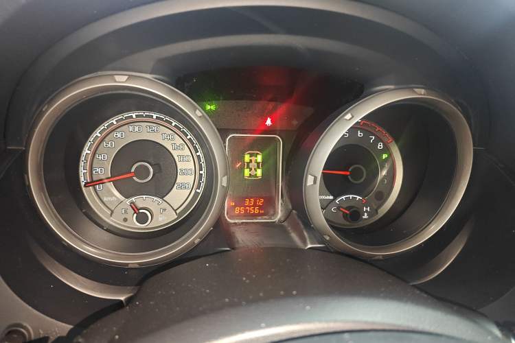 Used Mitsubishi Pajero 2016 3.0L Automatic Standard Version China V Standard Instrument Cluster