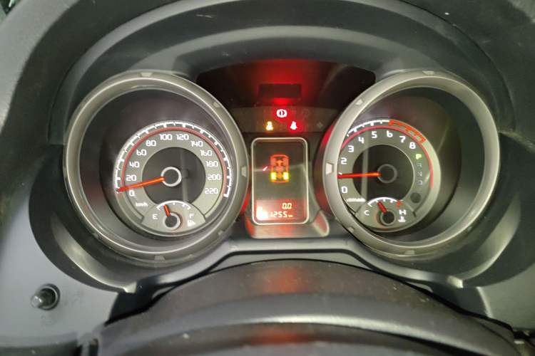 Used Mitsubishi Pajero 2016 3.0L Automatic Luxury Version China V Standard Instrument Cluster
