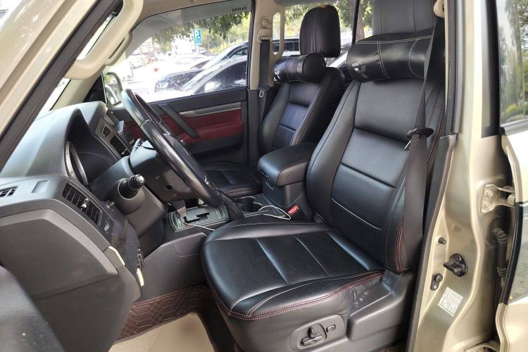 Used Mitsubishi Pajero 2016 3.0L Automatic Standard Version China V Standard Left Front Seat
