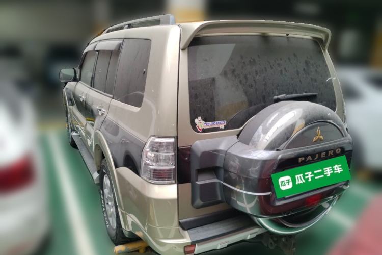 Used Mitsubishi Pajero 2016 3.0L Automatic Luxury Version China V Standard Rear Left 45 Deg