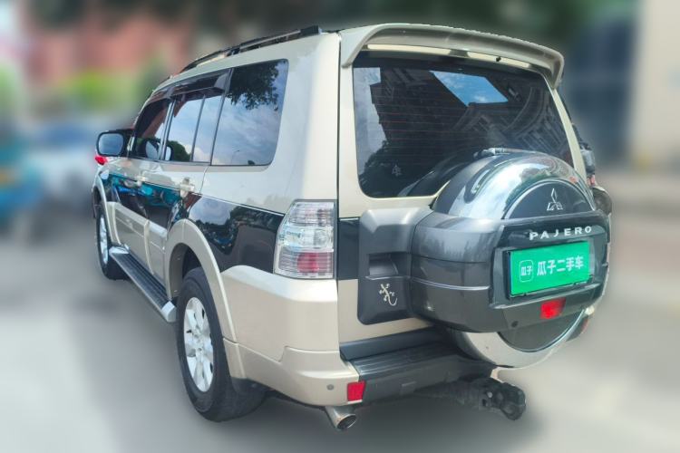 Used Mitsubishi Pajero 2016 3.0L Automatic Standard Version China V Standard Rear Left 45 Deg