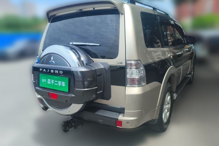Used Mitsubishi Pajero 2016 3.0L Automatic Standard Version China V Standard Rear Right 45 Deg