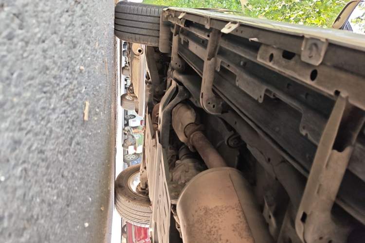 Used Mitsubishi Pajero  Chassis Rear Left
