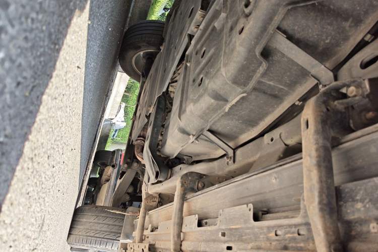 Used Mitsubishi Pajero  Chassis Rear Right