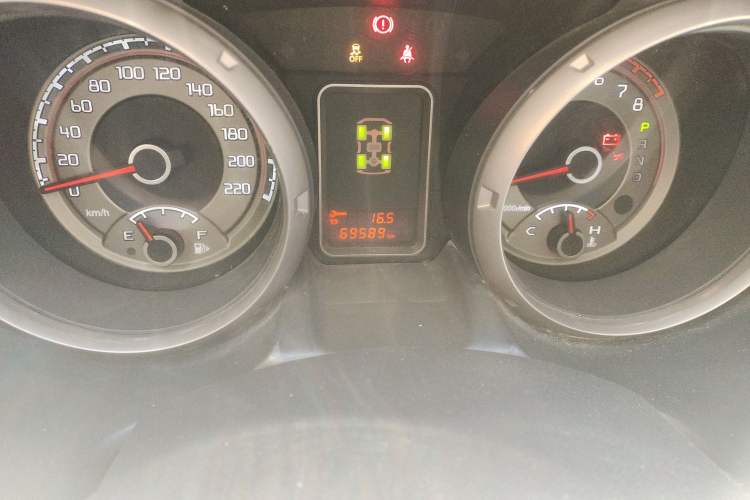 Used Mitsubishi Pajero 2017 V97 3.8L 5-Door GLS Model with Sunroof – Middle East Instrument Cluster
