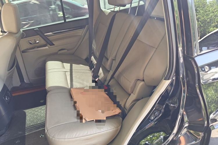 Used Mitsubishi Pajero  Left Rear Seat