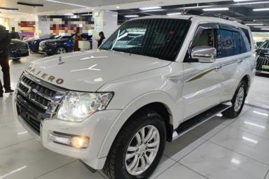 Used Mitsubishi Pajero 2017 V97 3.8L 5-Door GLS Model with Sunroof – U.S. Specification