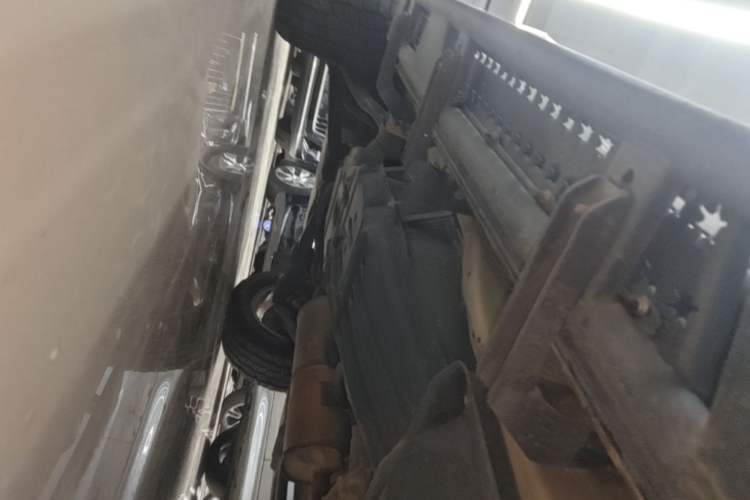 Used Mitsubishi Pajero  Chassis Front Right