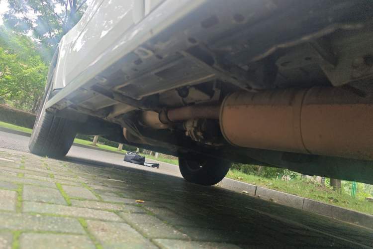 Used Mitsubishi Pajero  Chassis Rear Left