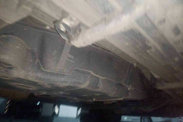 Used Mitsubishi Pajero  Chassis Rear Right