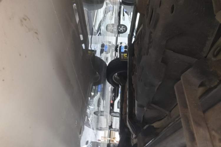 Used Mitsubishi Pajero  Chassis Rear Right