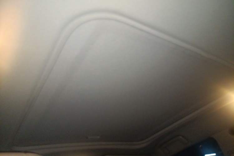 Used Mitsubishi Pajero  Headliner