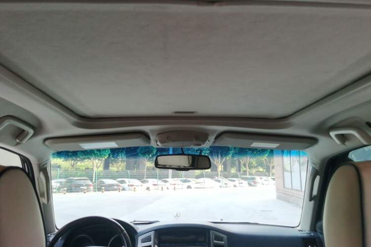 Used Mitsubishi Pajero  Headliner