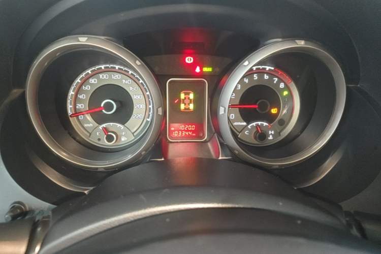 Used Mitsubishi Pajero  Instrument Cluster
