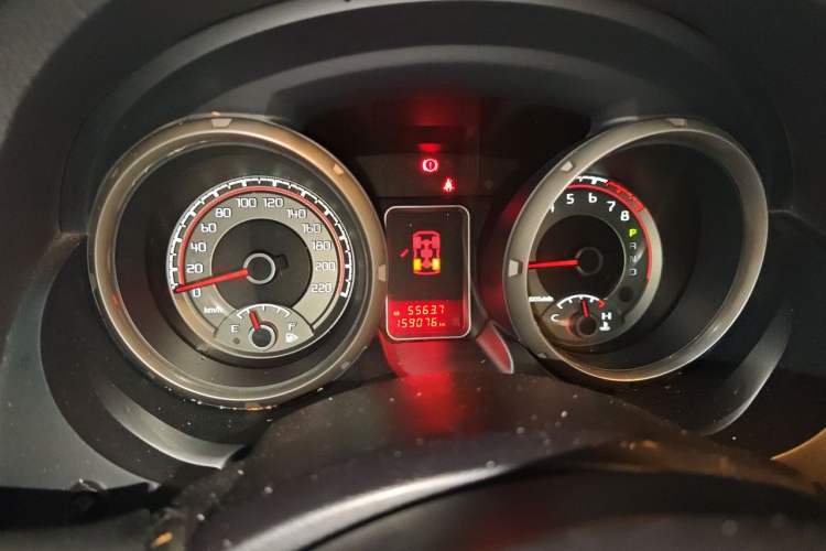 Used Mitsubishi Pajero 2017 V97 3.8L 5-Door GLS Model with Sunroof – Middle East Instrument Cluster