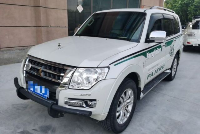 Used Mitsubishi Pajero 