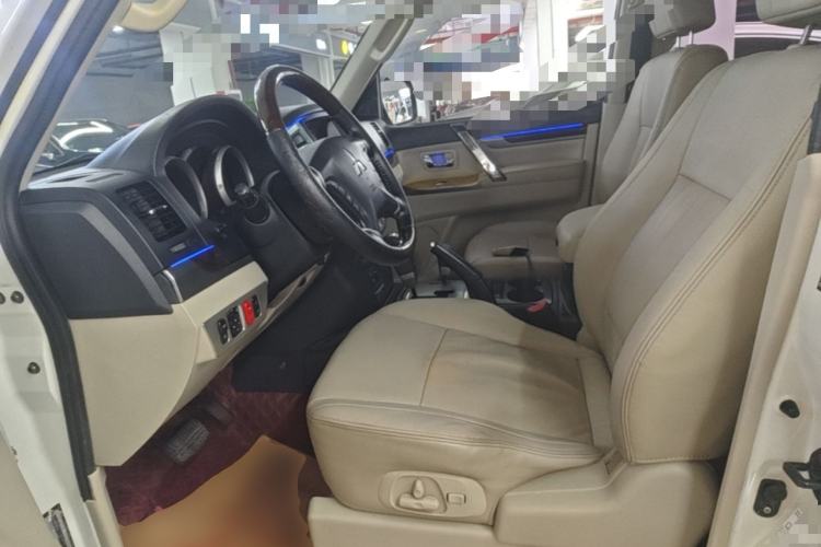 Used Mitsubishi Pajero  Left Front Seat