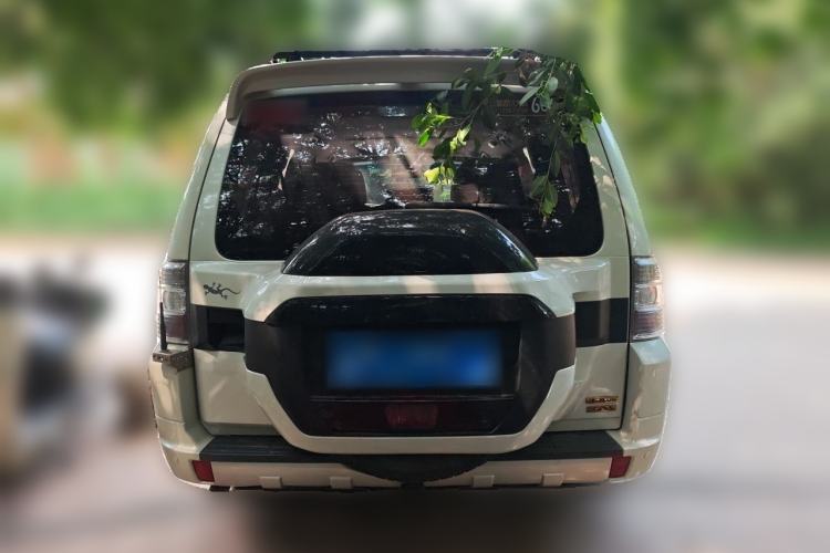 Used Mitsubishi Pajero 2017 V97 3.8L 5-Door GLS Model with Sunroof – Middle East Rear
