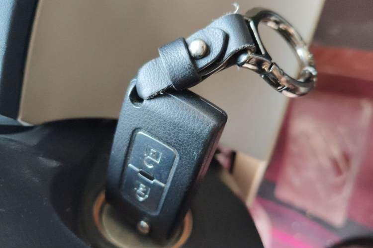 Used Mitsubishi Pajero  Vehicle Key