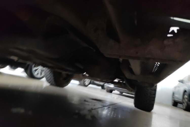 Used Mitsubishi Pajero  Chassis Front Left