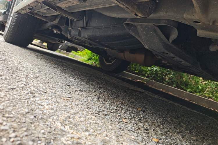Used Mitsubishi Pajero  Chassis Front Right