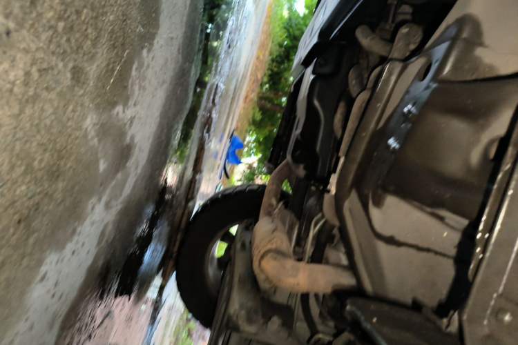 Used Mitsubishi Pajero 2018 3.0L Automatic Standard Edition Chassis Front Right
