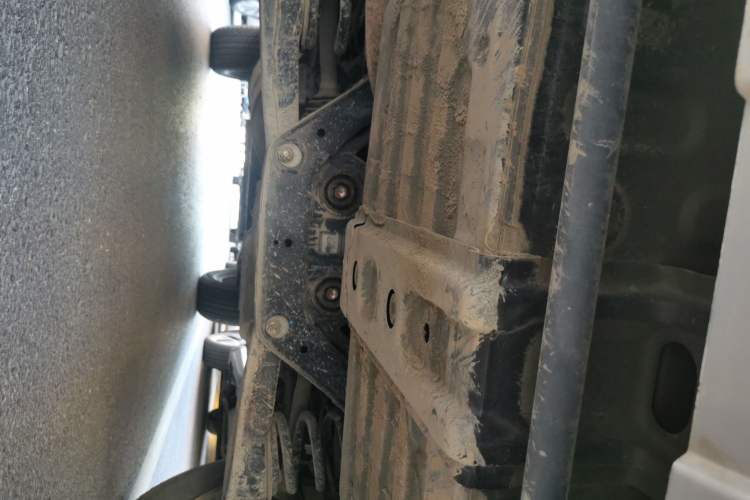 Used Mitsubishi Pajero  Chassis Rear