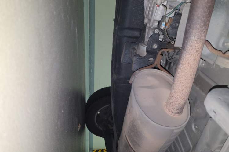 Used Mitsubishi Pajero  Chassis Rear Left