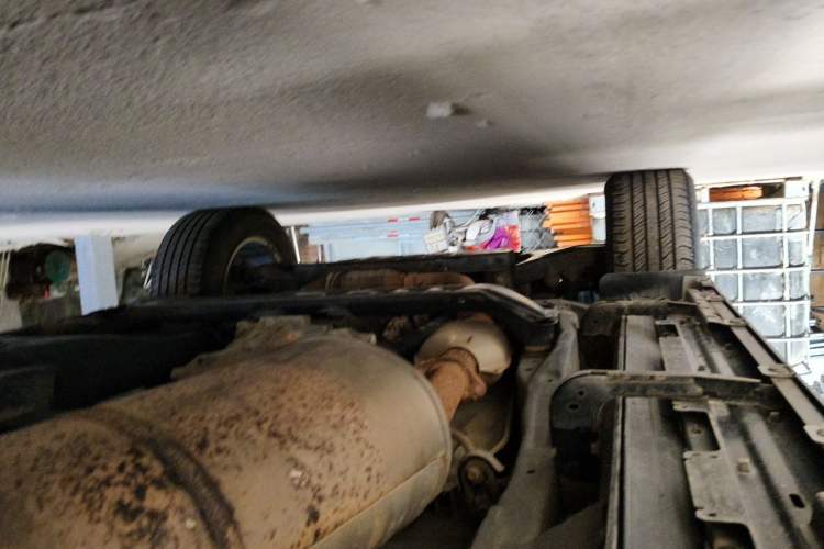 Used Mitsubishi Pajero  Chassis Rear Left