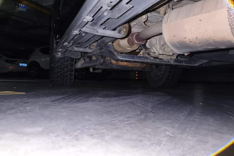 Used Mitsubishi Pajero  Chassis Rear Left