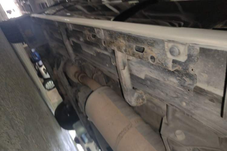 Used Mitsubishi Pajero 2018 3.0L Automatic Comfort Edition Chassis Rear Left