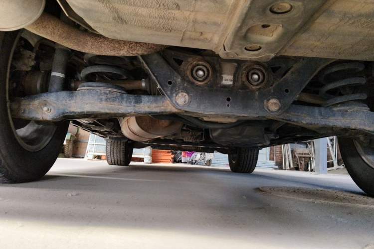 Used Mitsubishi Pajero  Chassis Rear