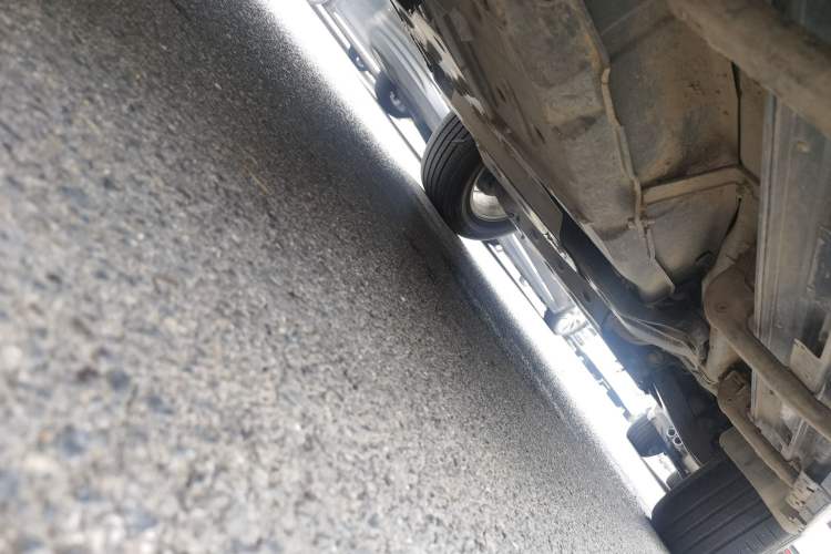 Used Mitsubishi Pajero  Chassis Rear Right