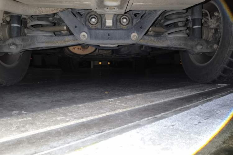 Used Mitsubishi Pajero  Chassis Rear