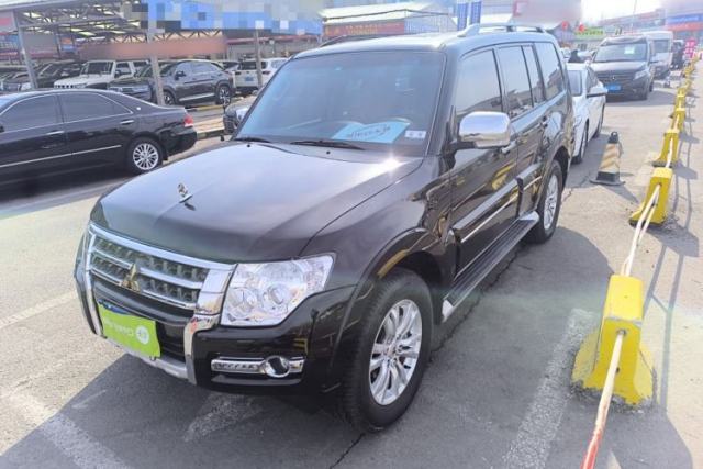 Used Mitsubishi Pajero 2018 V97 3.8L 5-Door GLS Sunroof Single-Difference Model – Middle East