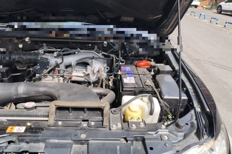 Used Mitsubishi Pajero 2018 3.0L Automatic Comfort Edition Engine Bay Left