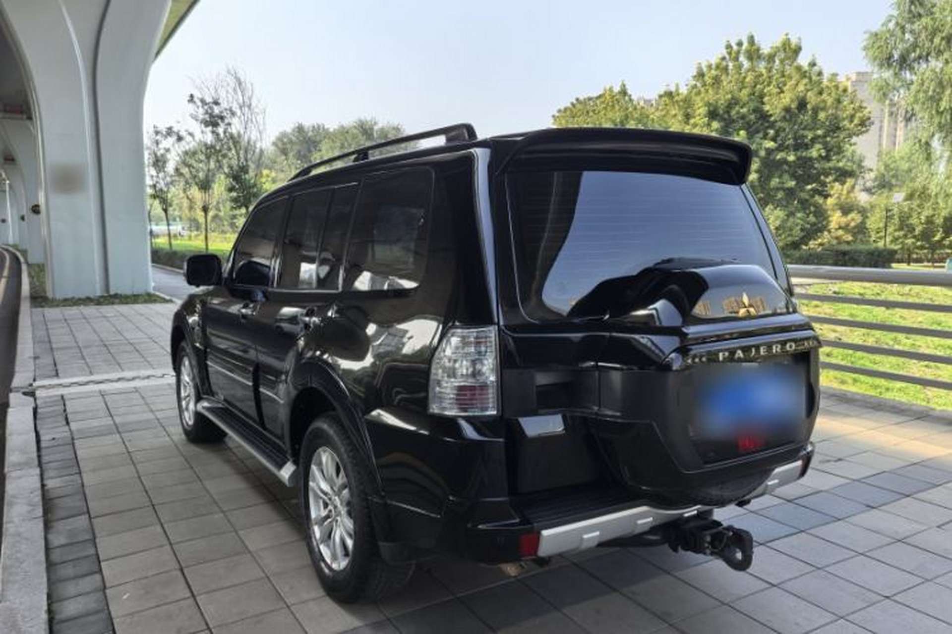 Used Mitsubishi Pajero 2018 V97 3.8L 5-Door GLS Sunroof – Middle East Exterior 7