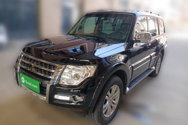 Used Mitsubishi Pajero