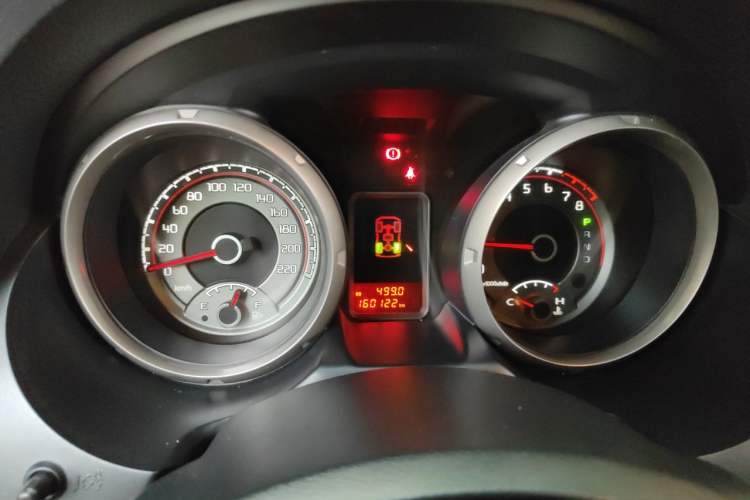Used Mitsubishi Pajero  Instrument Cluster