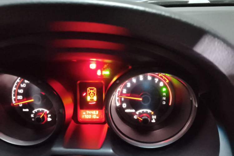 Used Mitsubishi Pajero  Instrument Cluster