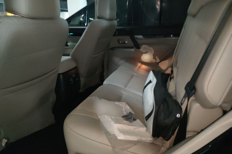 Used Mitsubishi Pajero 2018 3.0L Automatic Luxury Edition Left Rear Seat