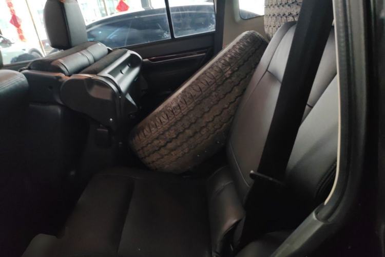 Used Mitsubishi Pajero  Left Rear Seat