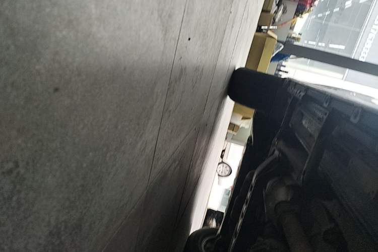 Used Mitsubishi Pajero 2018 3.0L Automatic Standard Edition Left Side Sill
