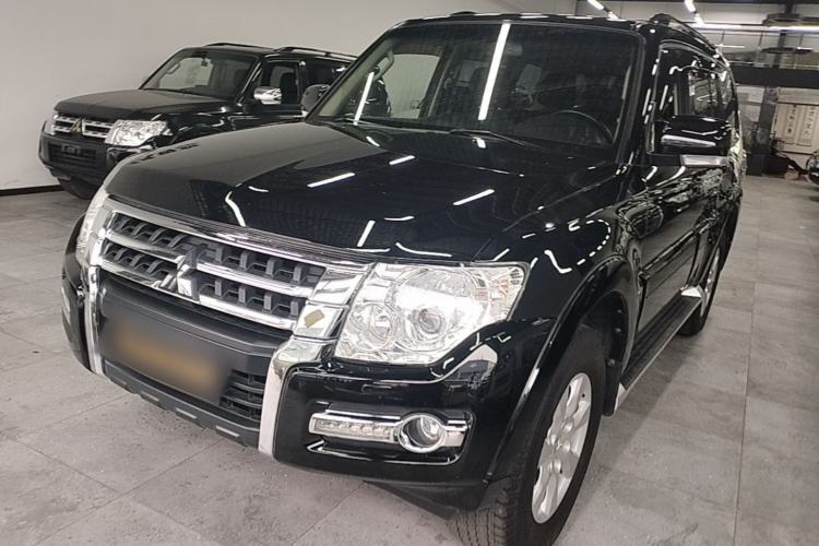 Used Mitsubishi Pajero 2018 3.0L Automatic Standard Edition Guazi used car, China used car export, Used car for sale, Used  cars, Cheapest cars for sale