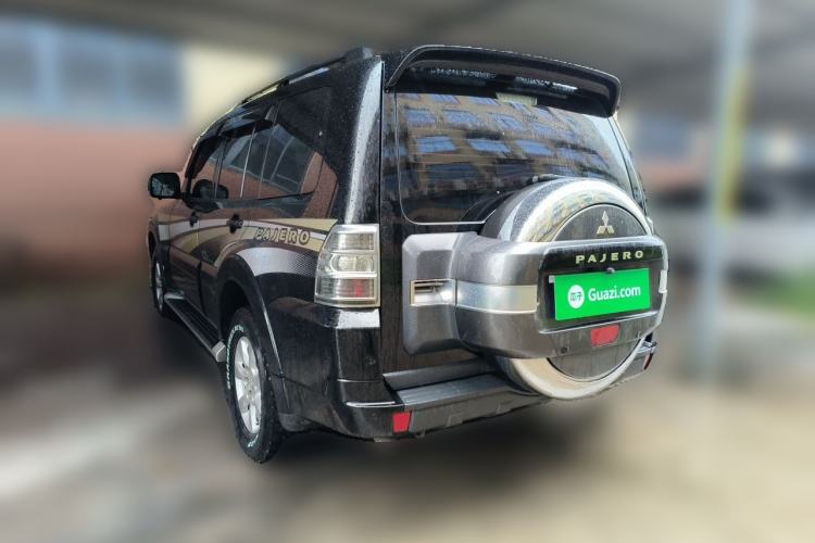 Used Mitsubishi Pajero 2018 3.0L Automatic Standard Edition Rear Left 45 Deg