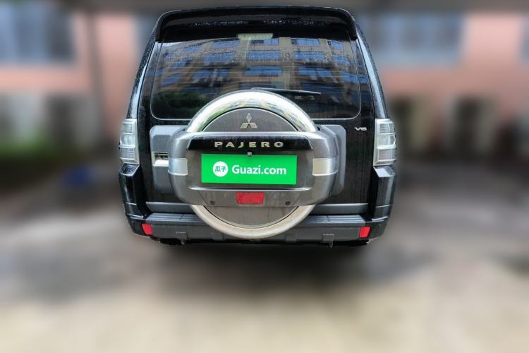 Used Mitsubishi Pajero 2018 3.0L Automatic Standard Edition Rear