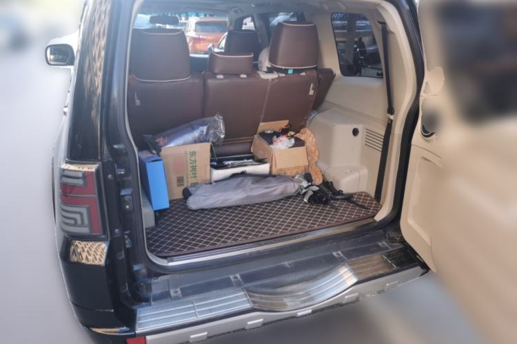Used Mitsubishi Pajero  Trunk