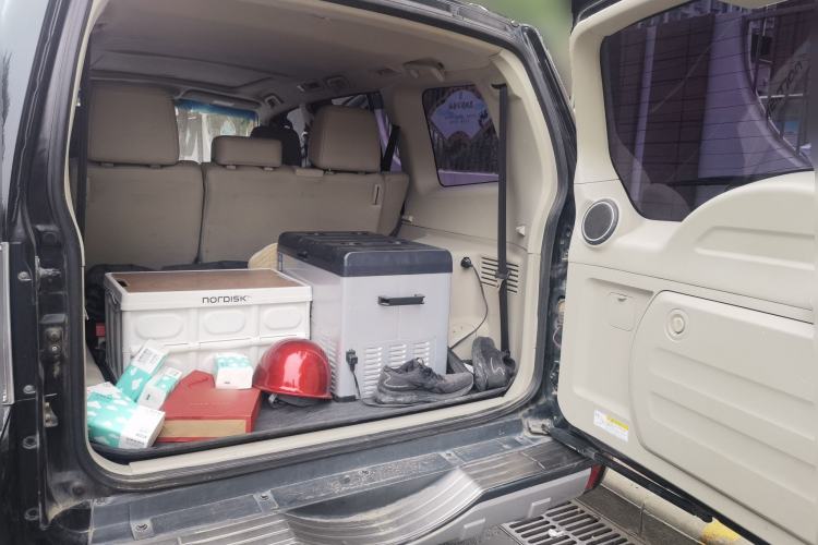 Used Mitsubishi Pajero  Trunk